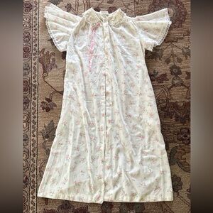 Vintage JC Penney ILGWU union made In USA gown petite